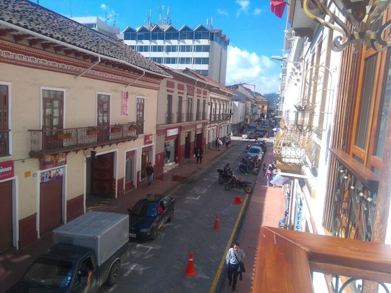 Gallery - Felicia Hotel & Suites