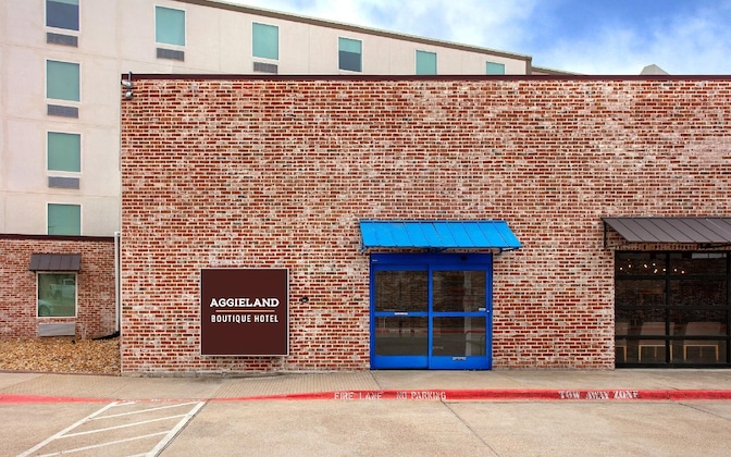 Gallery - Aggieland Boutique Hotel