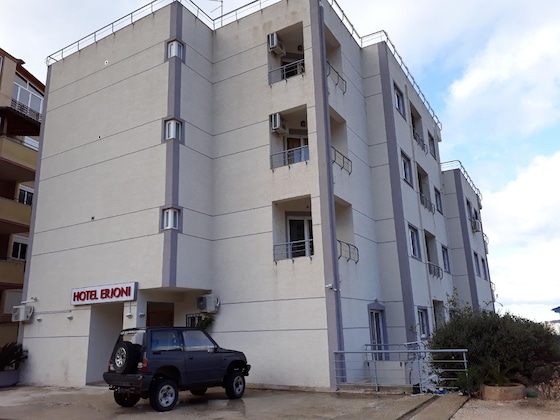 Gallery - Verano Hotel