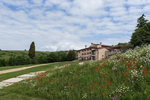 Gallery - Ca' Del Moro Wine Retreat