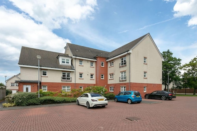 Gallery - Elms Way - Donnini Apartments