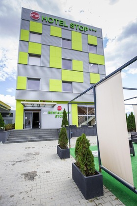 Gallery - Stop Hotel