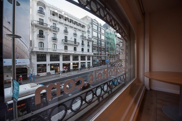 Gallery - Room00 Gran Vía Hostel