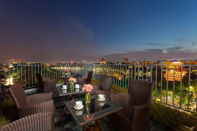 Gallery - Bella Premier Hotel & Rooftop Skybar