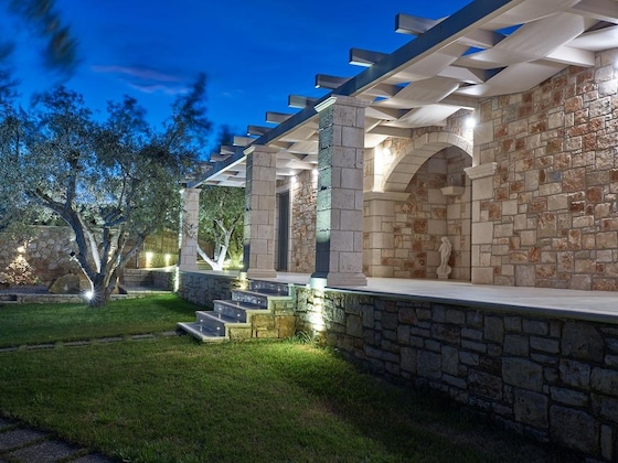 Gallery - Avra Luxury Villa