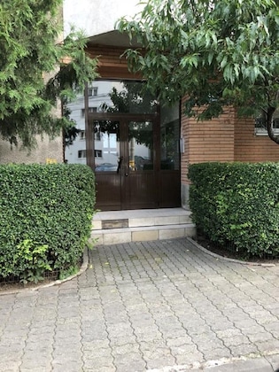 Gallery - Green Apartment No 59