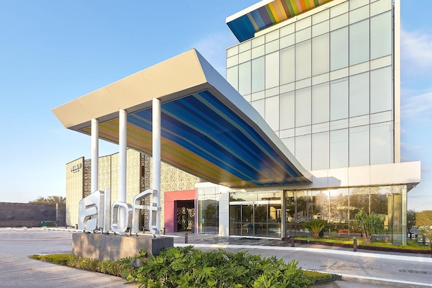 Gallery - Aloft Queretaro