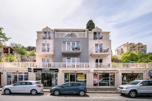 Gallery - California Apartments Ii