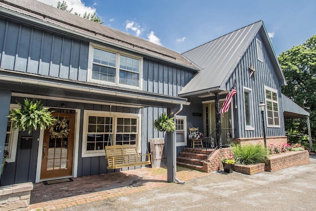 Gallery - The Barn At Strasburg B&B