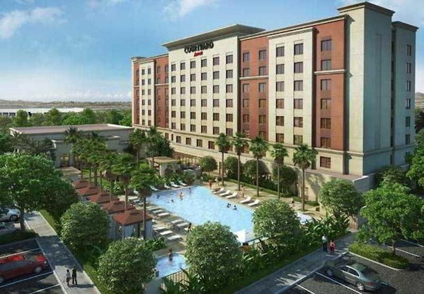 Gallery - Courtyard by Marriott Irvine Spectrum