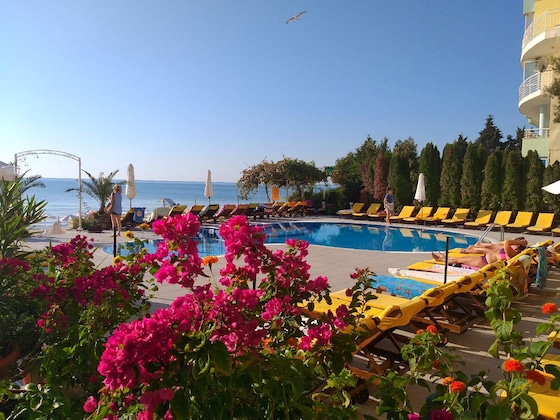 Gallery - Aphrodite Beach Hotel