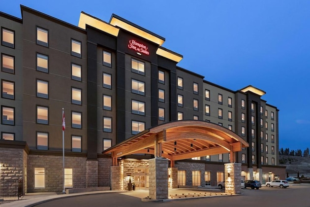 Gallery - Hampton Inn & Suites By Hilton Kelowna Airport
