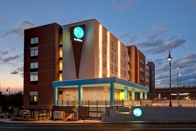 Gallery - Tru By Hilton Manchester Downtown
