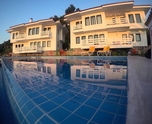 Gallery - Gala Selimiye