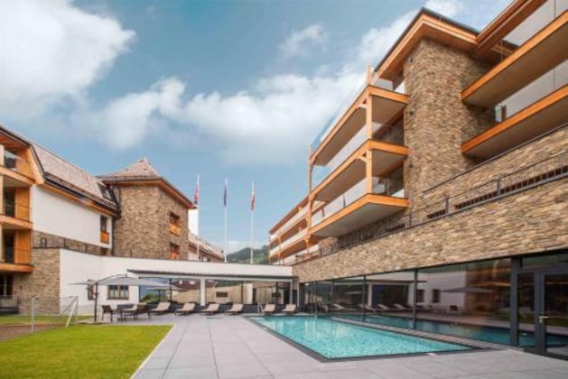 Gallery - Mountain Spa Residences