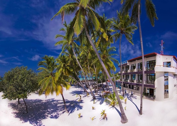 Gallery - Kaani Beach Hotel At Maafushi