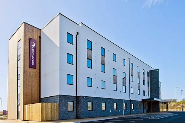 Gallery - Premier Inn Holyhead