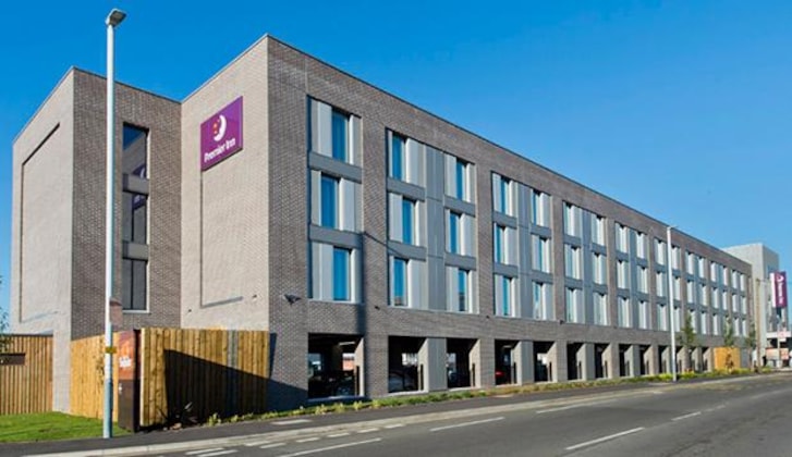 Gallery - Premier Inn London Hayes