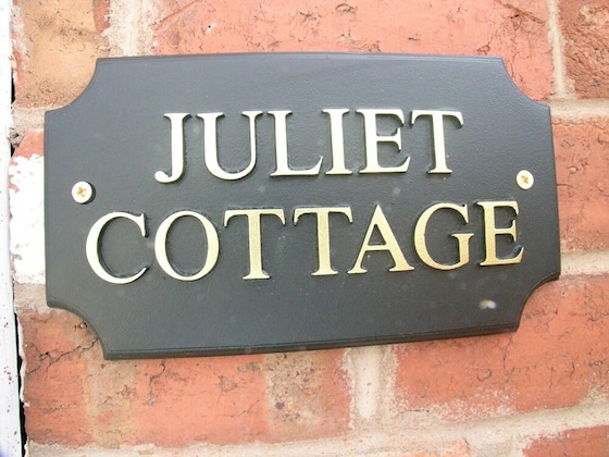 Gallery - Hamlet Cottage