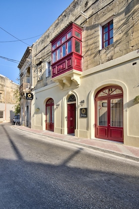 Gallery - Julina Boutique Living