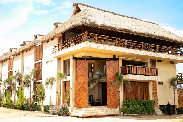 Gallery - Casa Joseph Zicatela