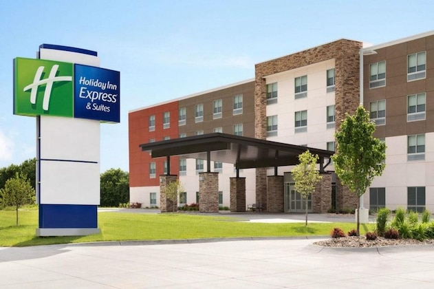 Gallery - Holiday Inn Express & Suites Calgary Airport Trail Ne By Ihg
