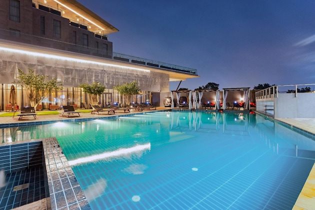 Gallery - Alisa Hotel Tema