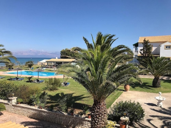 Gallery - S&C Kosmos Beach Resort