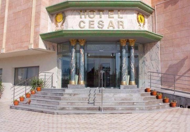 Gallery - Hôtel César