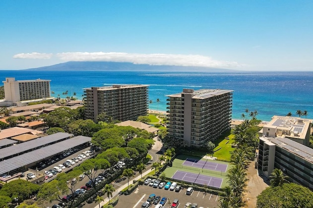 Gallery - The Whaler Resort Kaanapali Beach
