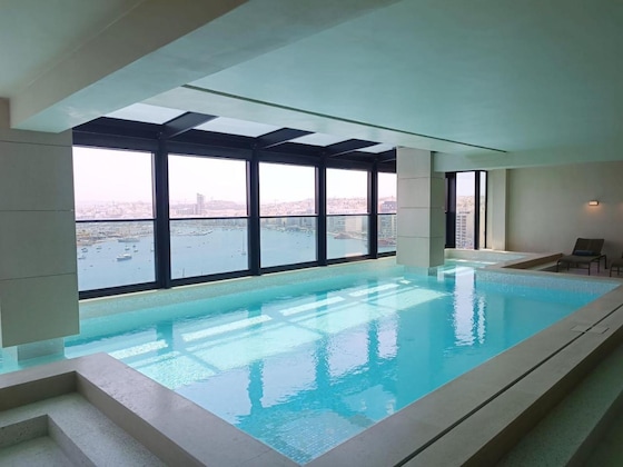 Gallery - Land's End Boutique Hotel