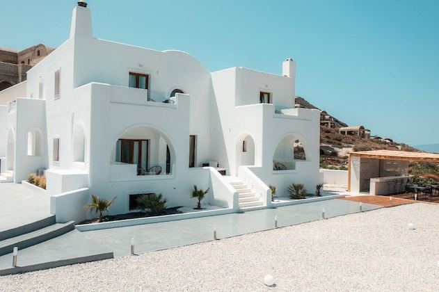 Gallery - Leon Luxury Suites