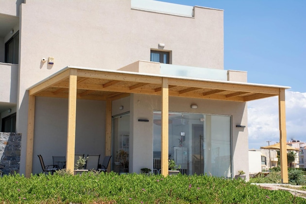 Gallery - Ebenus Suites By Checkin