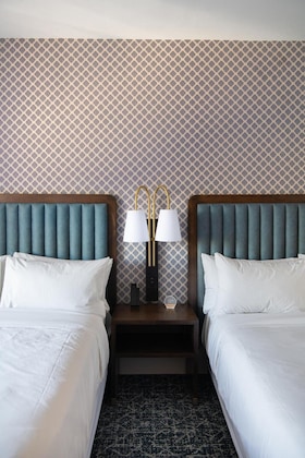 Gallery - Hotel Petersburg, Tapestry Collection By Hilton