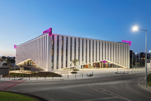 Gallery - Moxy Alfragide Lisboa