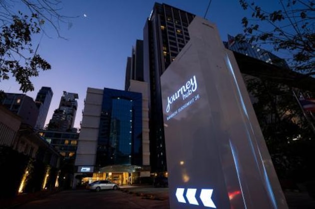 Gallery - Journeyhub Sukhumvit 26 Bangkok