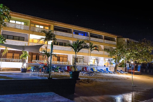 Gallery - Sand And Tan Beach Hotel