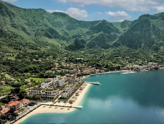 Gallery - Mövenpick Hotel & Residences Teuta Kotor Bay