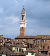 Da piazza del Campo alla Torre del Mangia: tutte le bellezze di Siena