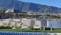 Skyview Hotel