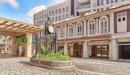Village Hotel Albert Court By Far East Hospitality