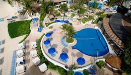 The Reef Playacar Beach Resort & Spa