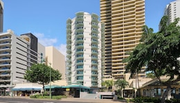Aston Waikiki Circle Hotel