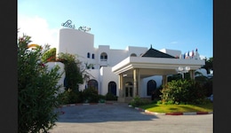 Hotel Menara