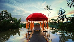 Kupu Kupu Barong Villas & Tree Spa
