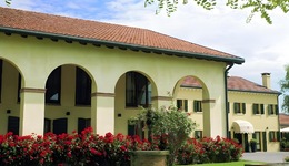 Hotel Venice Resort Airport