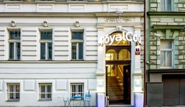 Royal Court Hotel