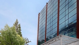 Best Western Plus Embassy Hotel
