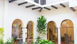 Hotel Maison Del Embajador