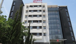 Ibis Oran Les Falaises